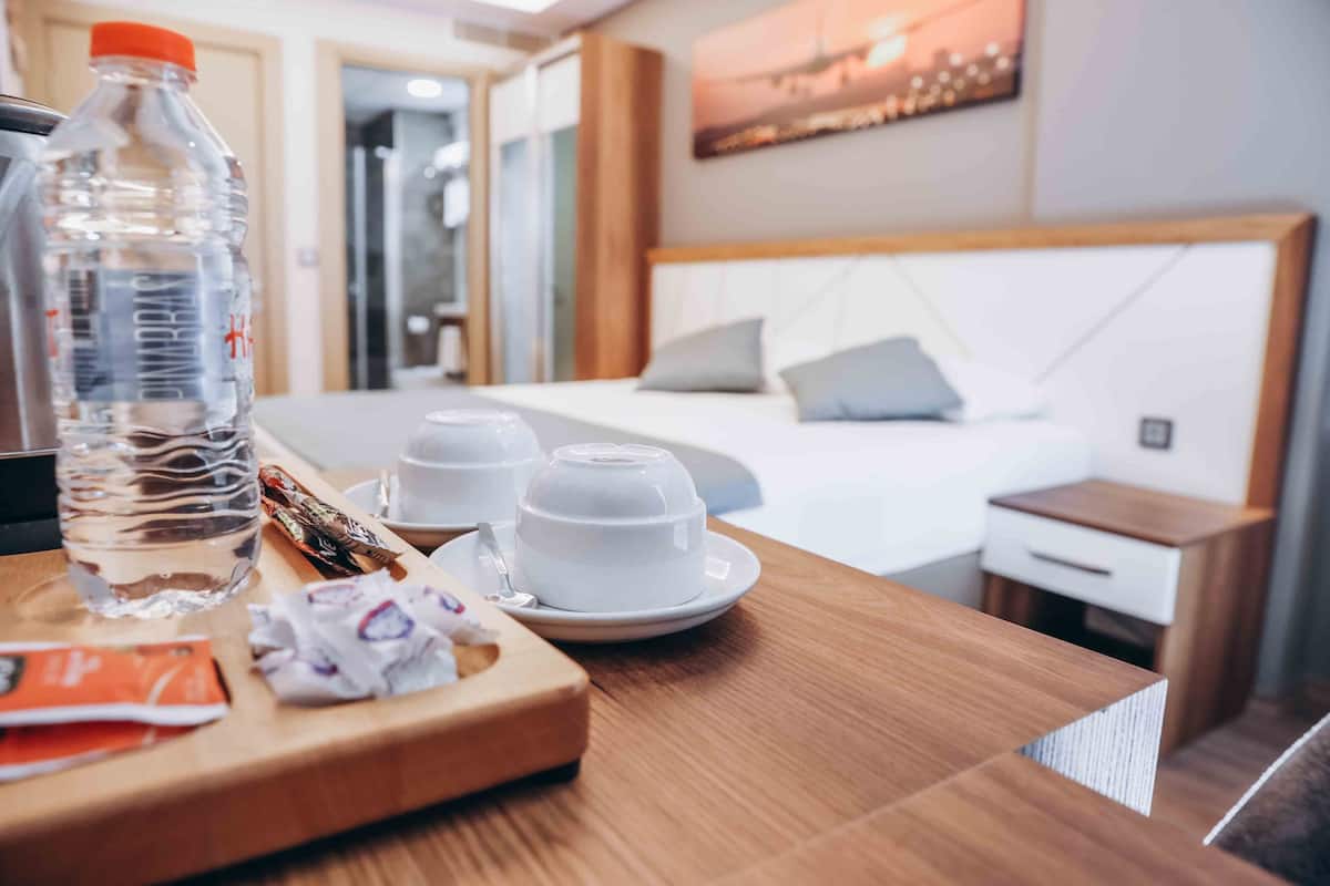 minibar, in-room safe, desk, soundproofing