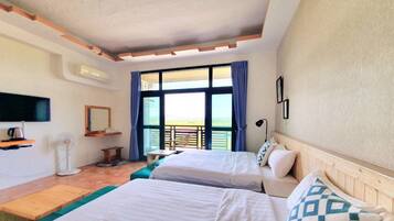 Panoramic Quadruple Room, 1 Bedroom | Desk, blackout curtains, free WiFi, bed sheets