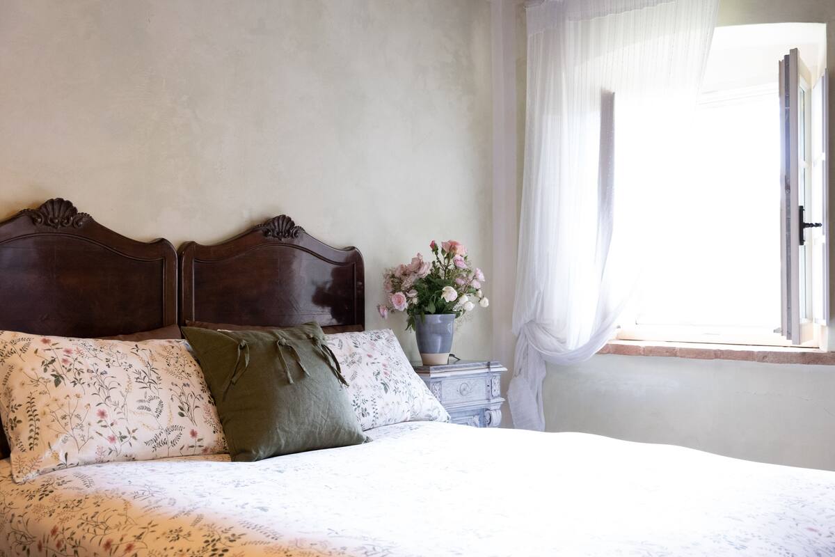 Habitación Confort, 1 habitación, vista al jardín, en el área del jardín | Decoración personalizada, escritorio y wifi gratis