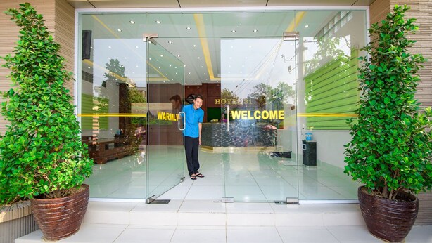 Property entrance - Hotel 31 (Mandalay)