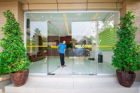 Property entrance - Hotel 31 (Mandalay)