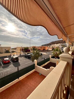 Apartment, eigenes Bad, Bergblick (Two Bedroom) | Blick vom Balkon