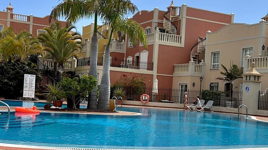 Elegant Palm Mar Apartment