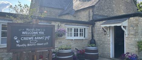 Entrada de la propiedad