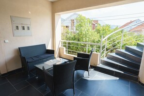 Terassi/patio