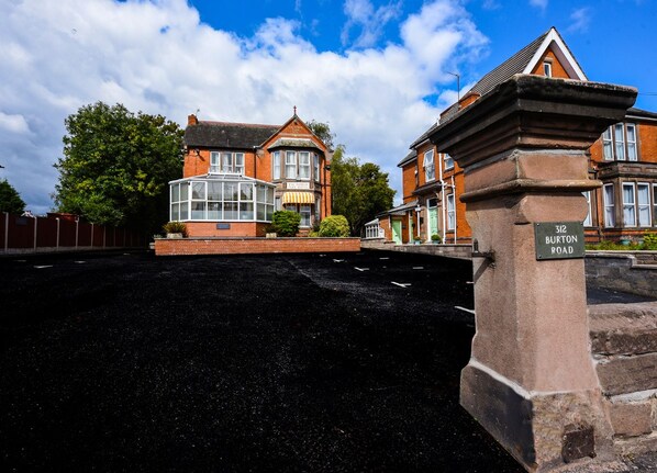 Street view - Victoria Park Hotel (Derby)