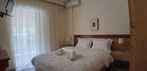 客房内保险箱、熨斗/熨板、免费婴儿床、免费 WiFi