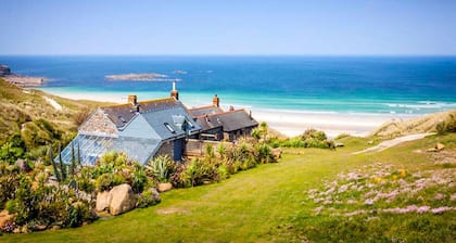 Castaways, Vellandreath Cornish Cottages