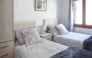 2 Schlafzimmer, Reisekinderbett, kostenloses WLAN