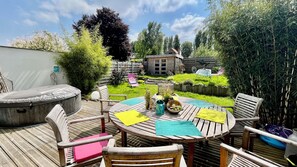 Outdoor dining - Emma's house, 3 bedrooms with garden, near Lille (Prémesques)