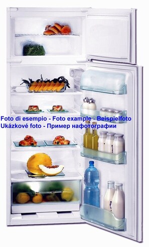 Refrigerador, parrilla de estufa, lavavajillas y tetera eléctrica 