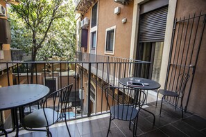 บริเวณภายนอก