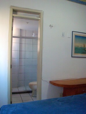 Habitación doble Confort | 1 habitación, tabla de planchar con plancha y wifi gratis 