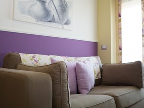 Apartment, 1 Bedroom, Balcony, Garden View | Living room - Lillananna Bed & Breakfast (Porto Sant'Elpidio)