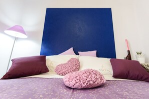 Appartamento, 1 camera da letto, balcone, vista giardino | 1 camera, insonorizzazione, Wi-Fi gratuito, lenzuola