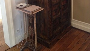 Dobbeltrom, hageutsikt (Des Cordeliers) | Romfasilitet