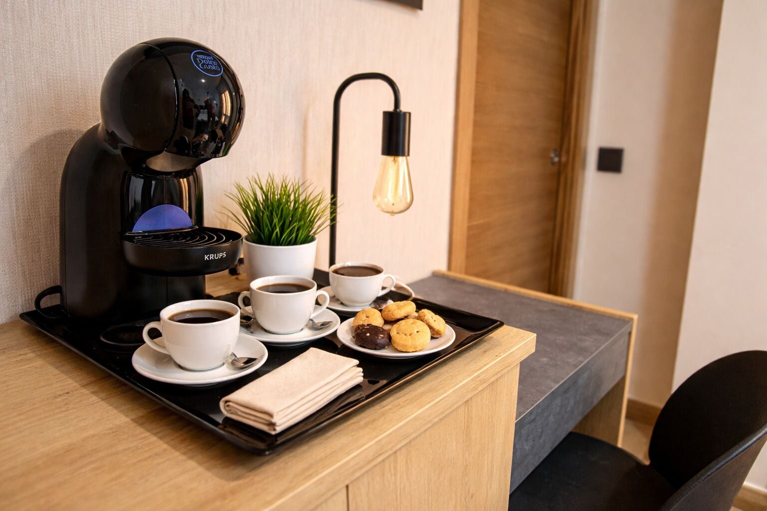 Luxe beddengoed, donzen dekbedden, bedden met traagschuimmatras