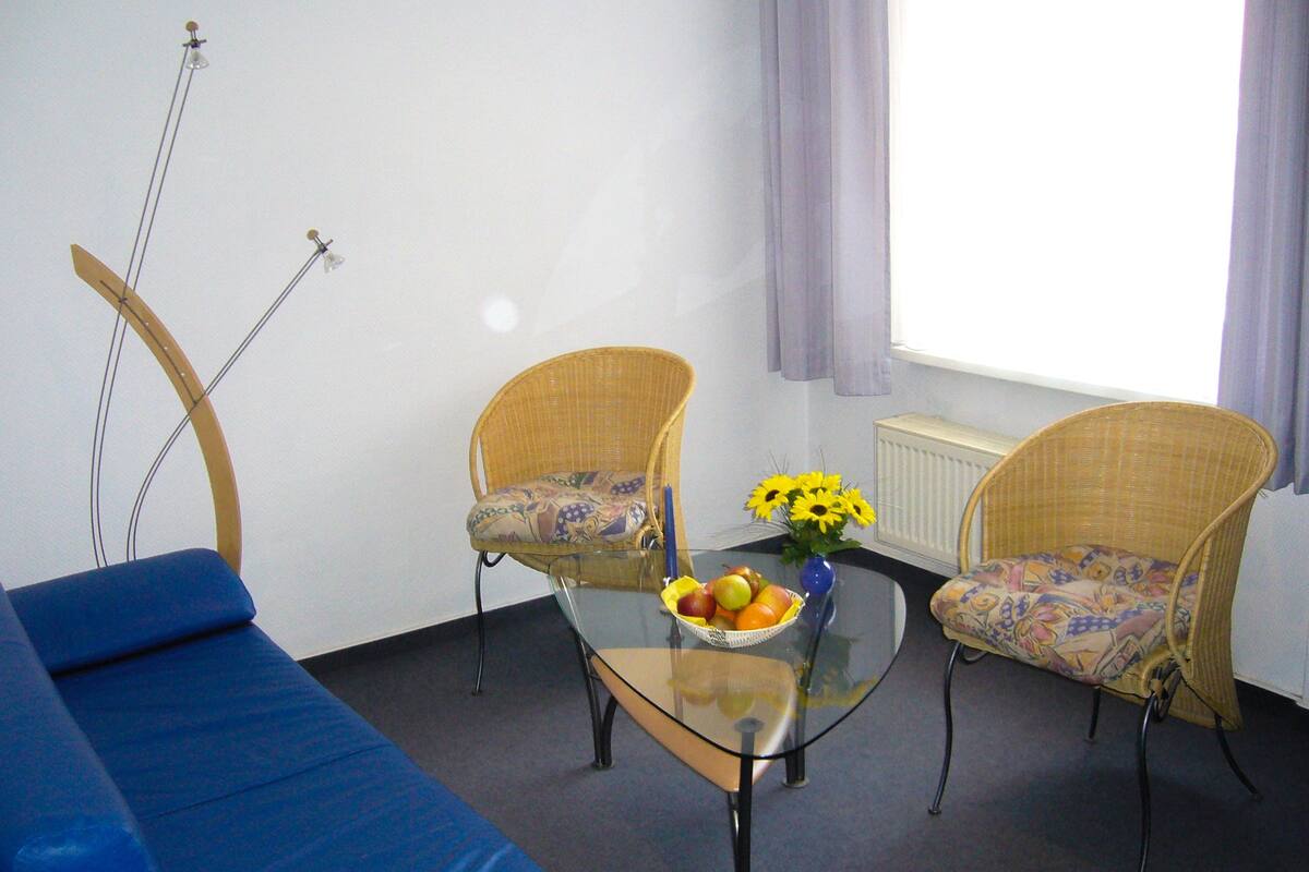 In-room safe, desk, cribs (surcharge), rollaway beds (surcharge)