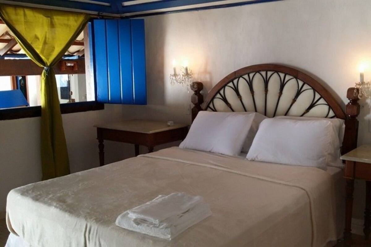 Ropa de cama de alta calidad y minibar