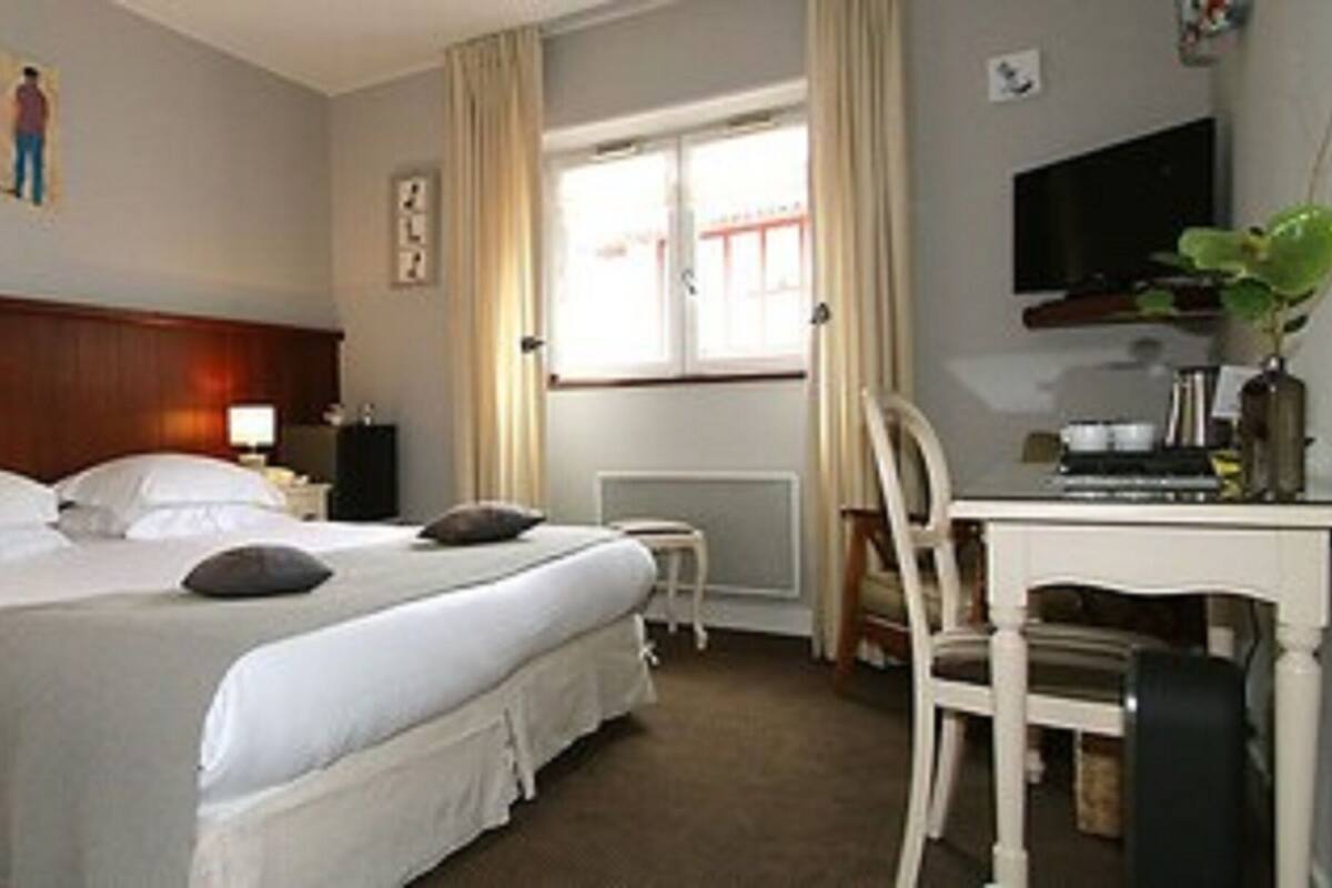 Chambre Double Supérieure | Minibar, coffres-forts dans les chambres, décoration personnalisée