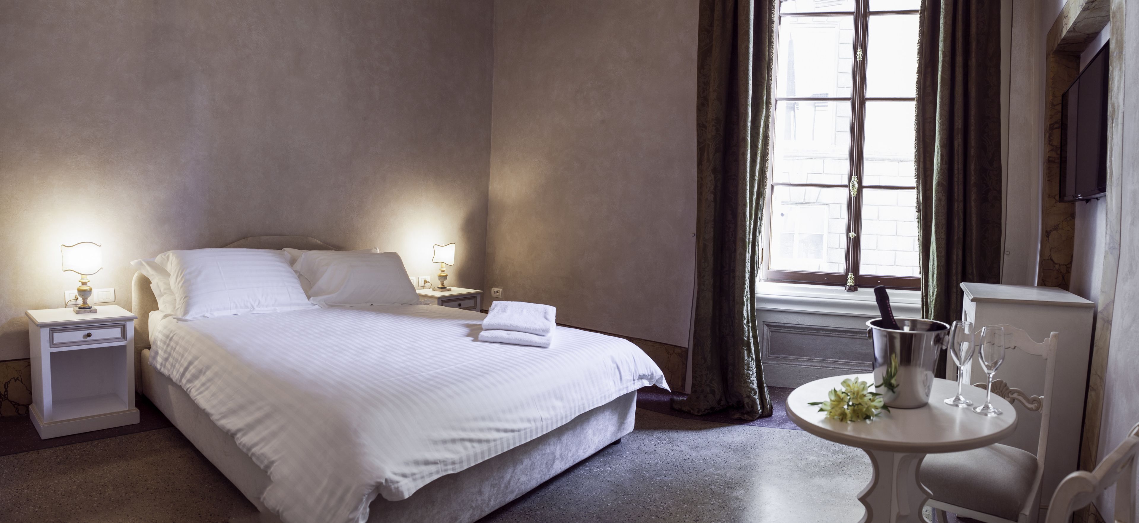 Chambre Double Supérieure | Draps en coton égyptien, literie de qualité supérieure