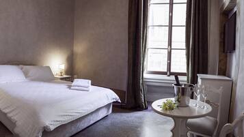 Habitación doble superior | Sábanas de algodón egipcio y ropa de cama de alta calidad