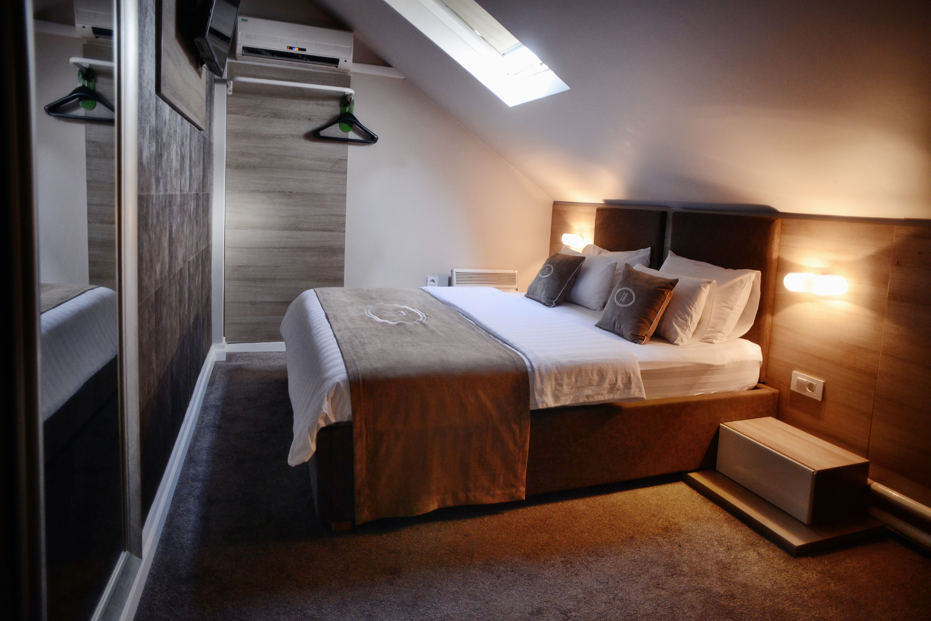 economy double room | 1 bedroom, premium bedding, soundproofing, iron/ironing board