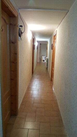 Hallway - Cal Triuet (Gosol)