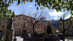 Exterior - Cal Triuet (Gosol)