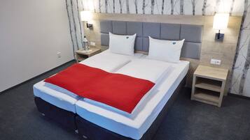 Bàn, phòng cách âm, truy cập Internet không dây miễn phí