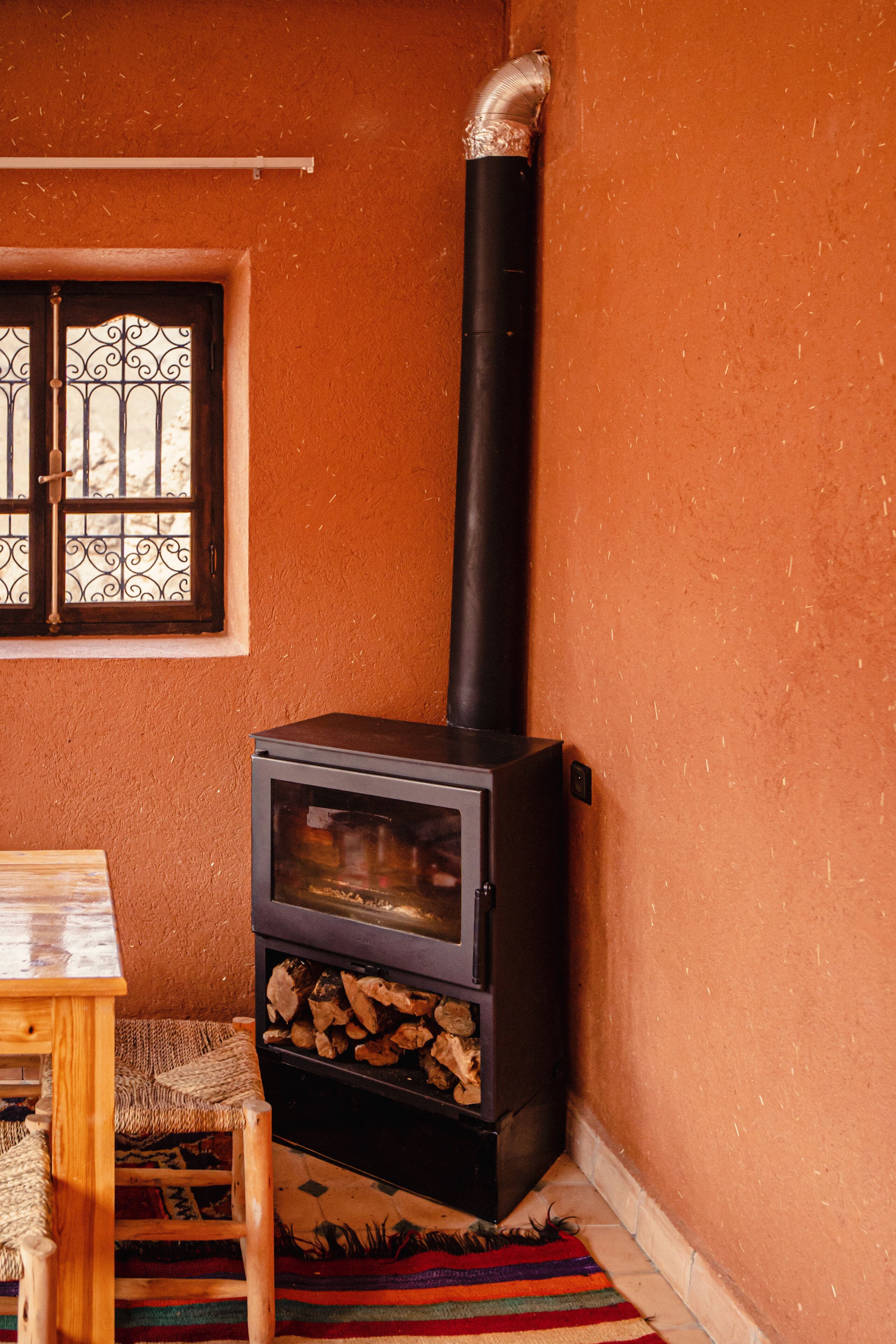 breakfast, lunch, dinner served; local cuisine, garden views