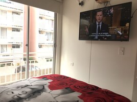 Family Apartment, 3 Bedrooms, Non Smoking | Egyptian cotton sheets, premium bedding, memory foam beds