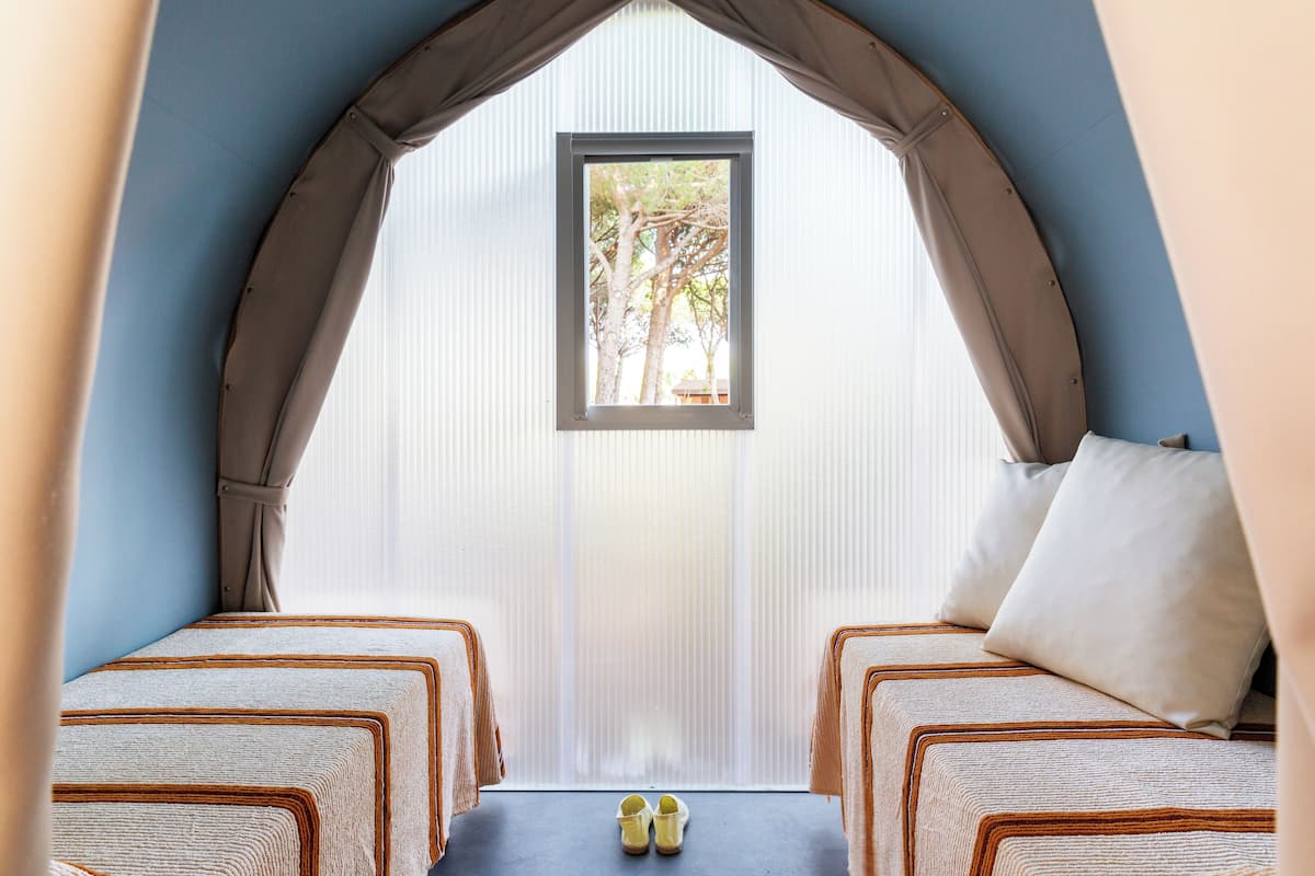 Tent | 3 bedrooms, free WiFi, bed sheets
