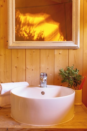Family Tent | Bathroom