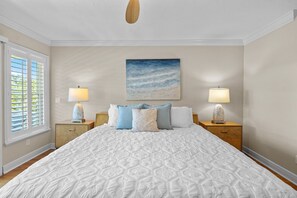 4 bedrooms, desk, iron/ironing board, free WiFi