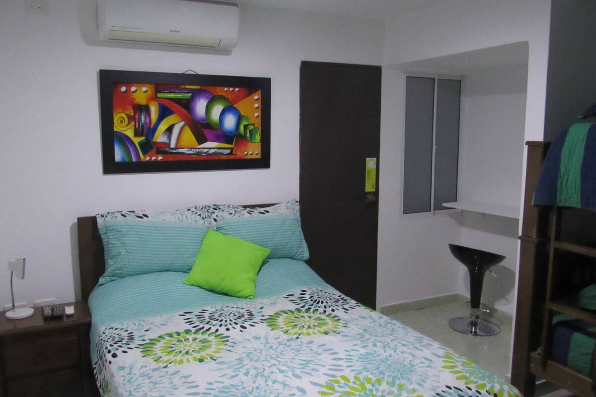 1 bedroom, desk, free WiFi, bed sheets