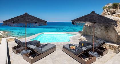 The White Stone & Art Villa, seaside, luxury, sublime endless view