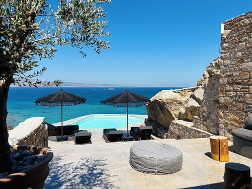 White Stone Art Villa, luxury seaside ORKOS Plaka, sublime panorama