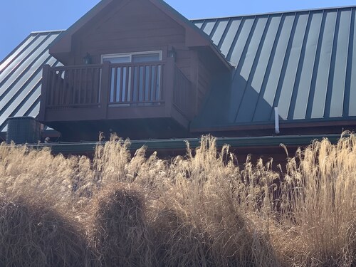 *Overlook, Hidden Gem + Large Deck for Entertaining Friends & Family