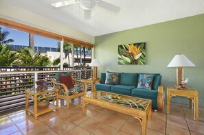 Télévision, lecteur de DVD, chaîne hi-fi