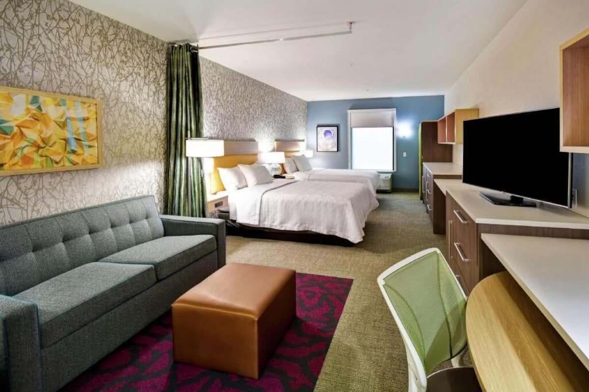 In-room safe, desk, laptop workspace, iron/ironing board