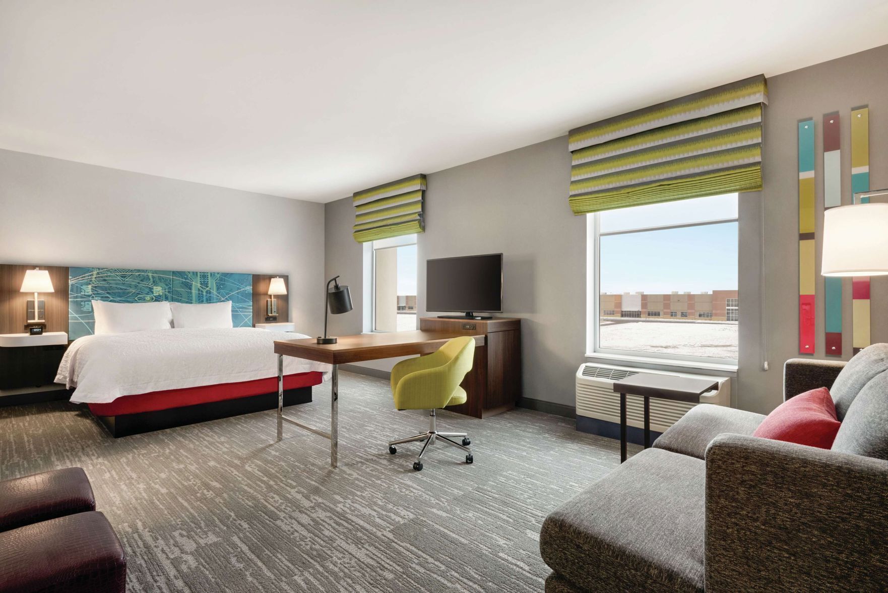 In-room safe, free WiFi, bed sheets