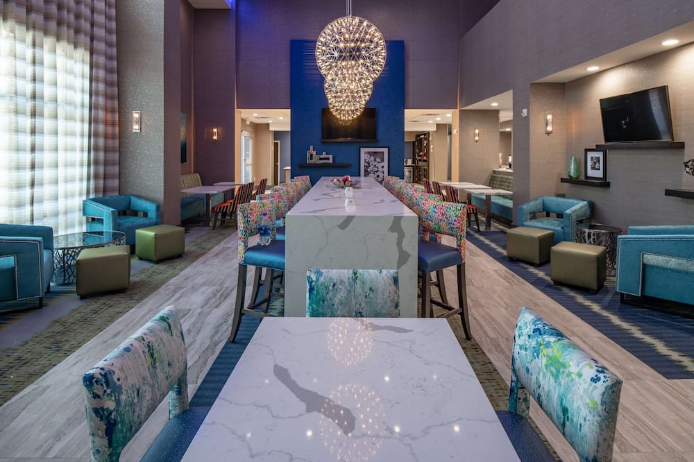 Hampton Inn & Suites Dallas/Plano Central