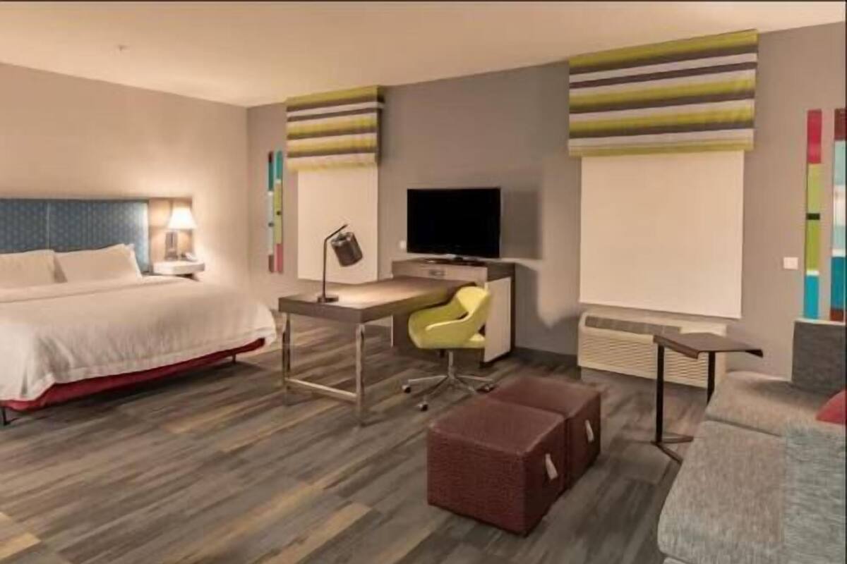 In-room safe, desk, laptop workspace, free cots/infant beds