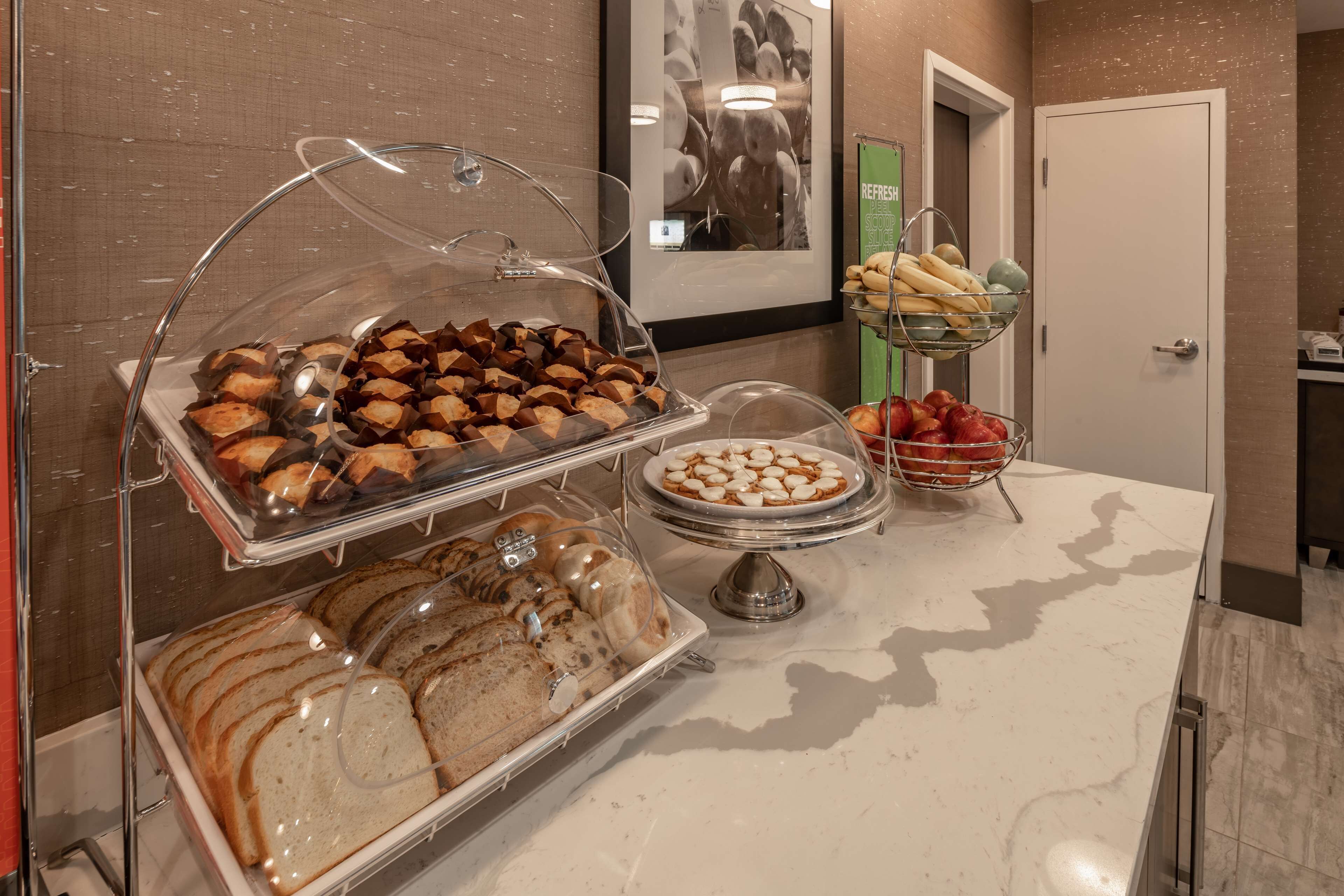 free daily on-the-go breakfast