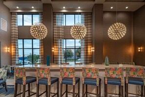 Restaurant - Hampton Inn & Suites Dallas/Plano Central (Plano)