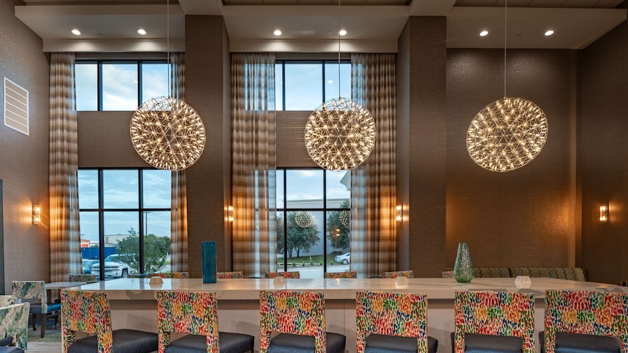 Hampton Inn & Suites Dallas/Plano Central