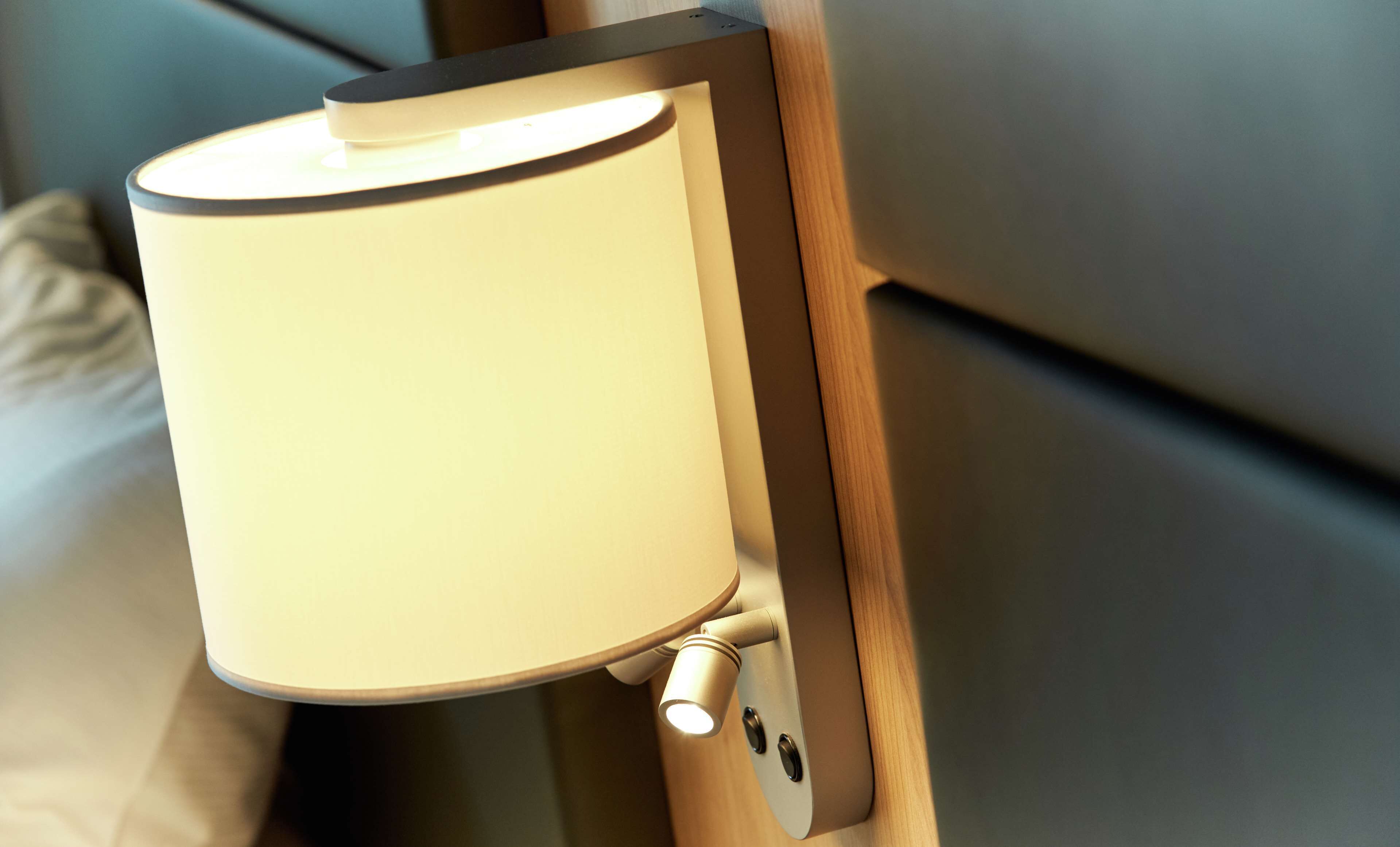 1 bedroom, in-room safe, desk, blackout curtains