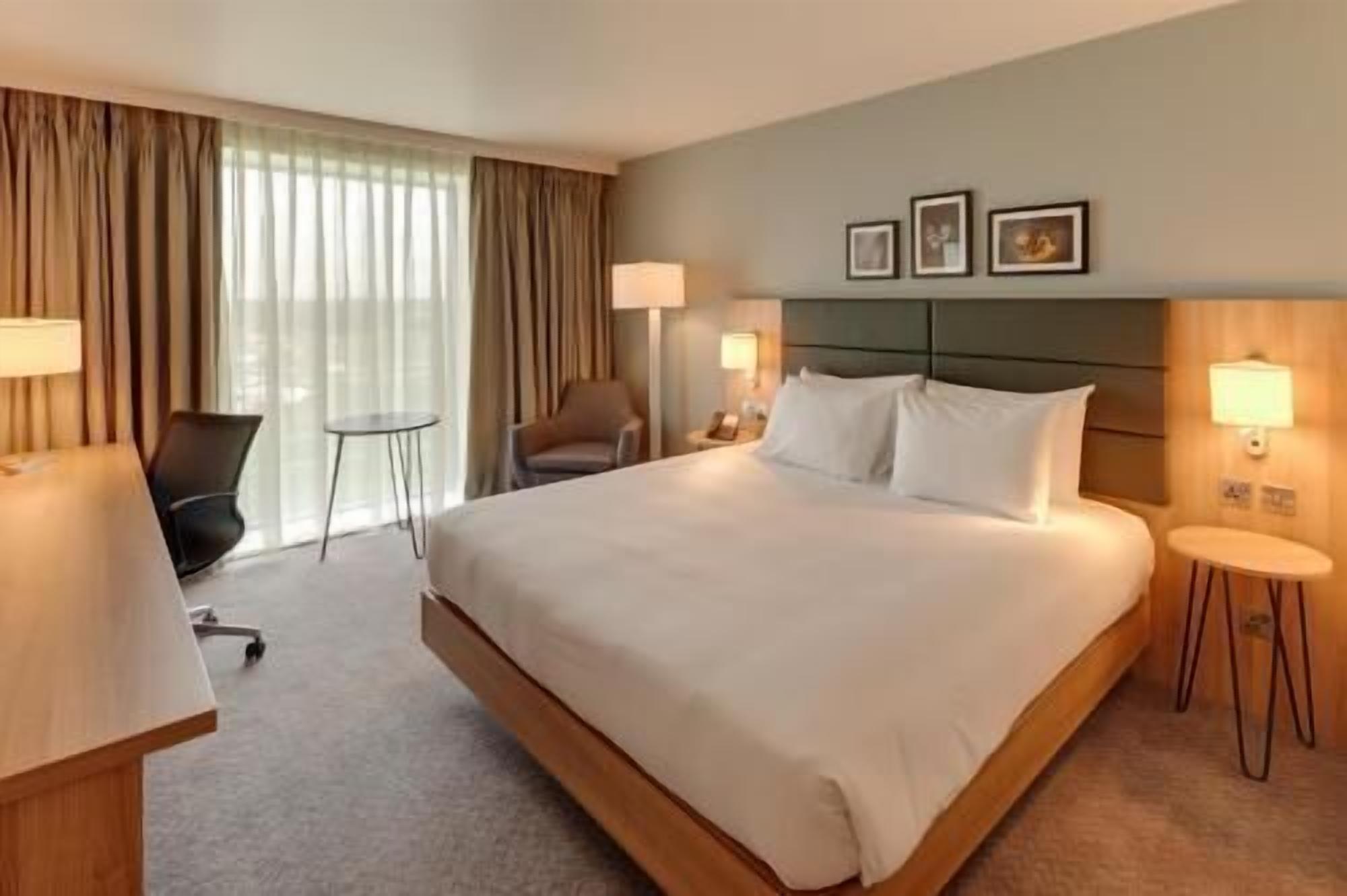 In-room safe, desk, blackout drapes, soundproofing