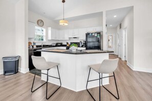 Fridge, microwave, oven, stovetop - Walk to Beach + Pool Access | Cozy Stay at Elsie's Cove (Santa Rosa Beach)